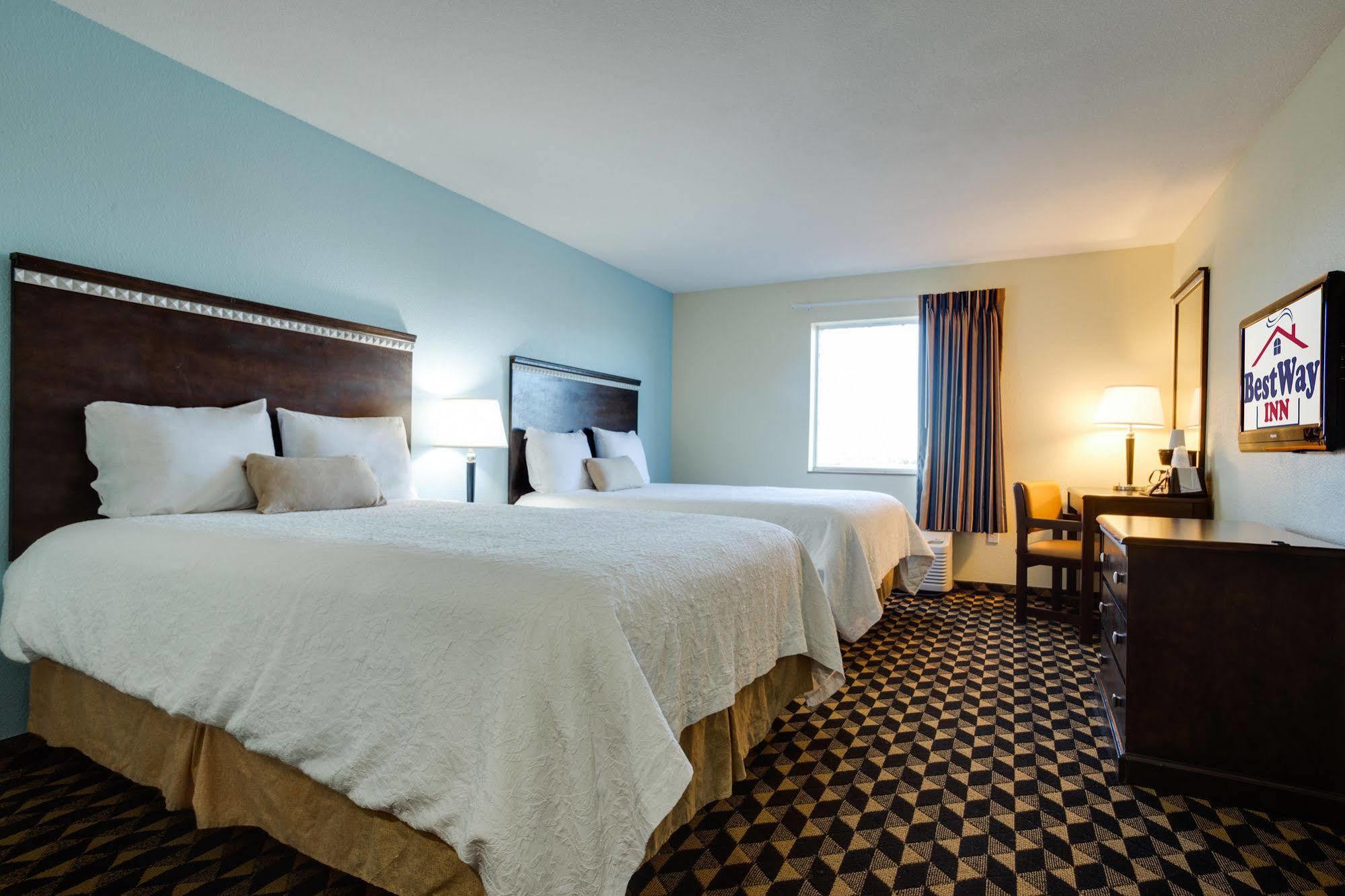 Way Motel Cleburne